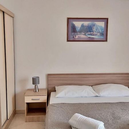 Apartments Nemira أوميس المظهر الخارجي الصورة
