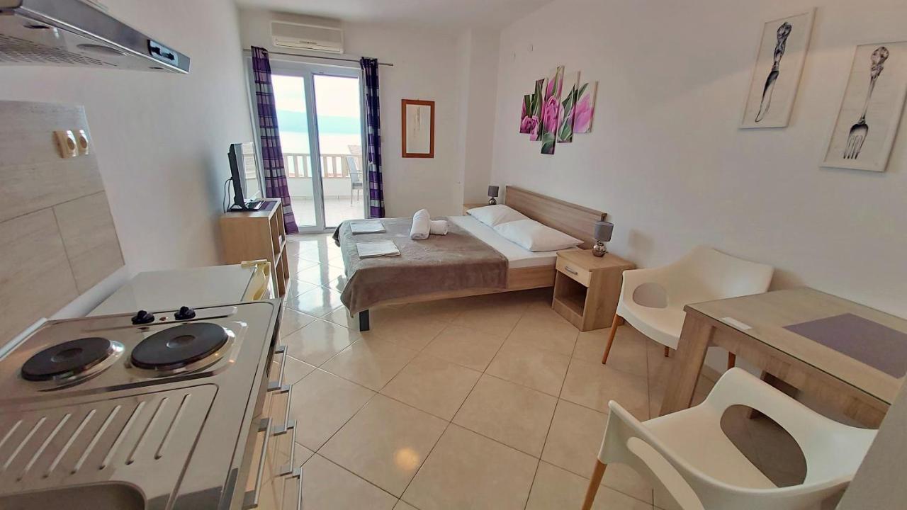 Apartments Nemira أوميس المظهر الخارجي الصورة