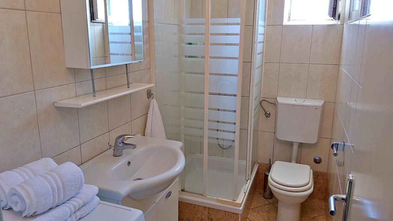 Apartments Nemira أوميس المظهر الخارجي الصورة