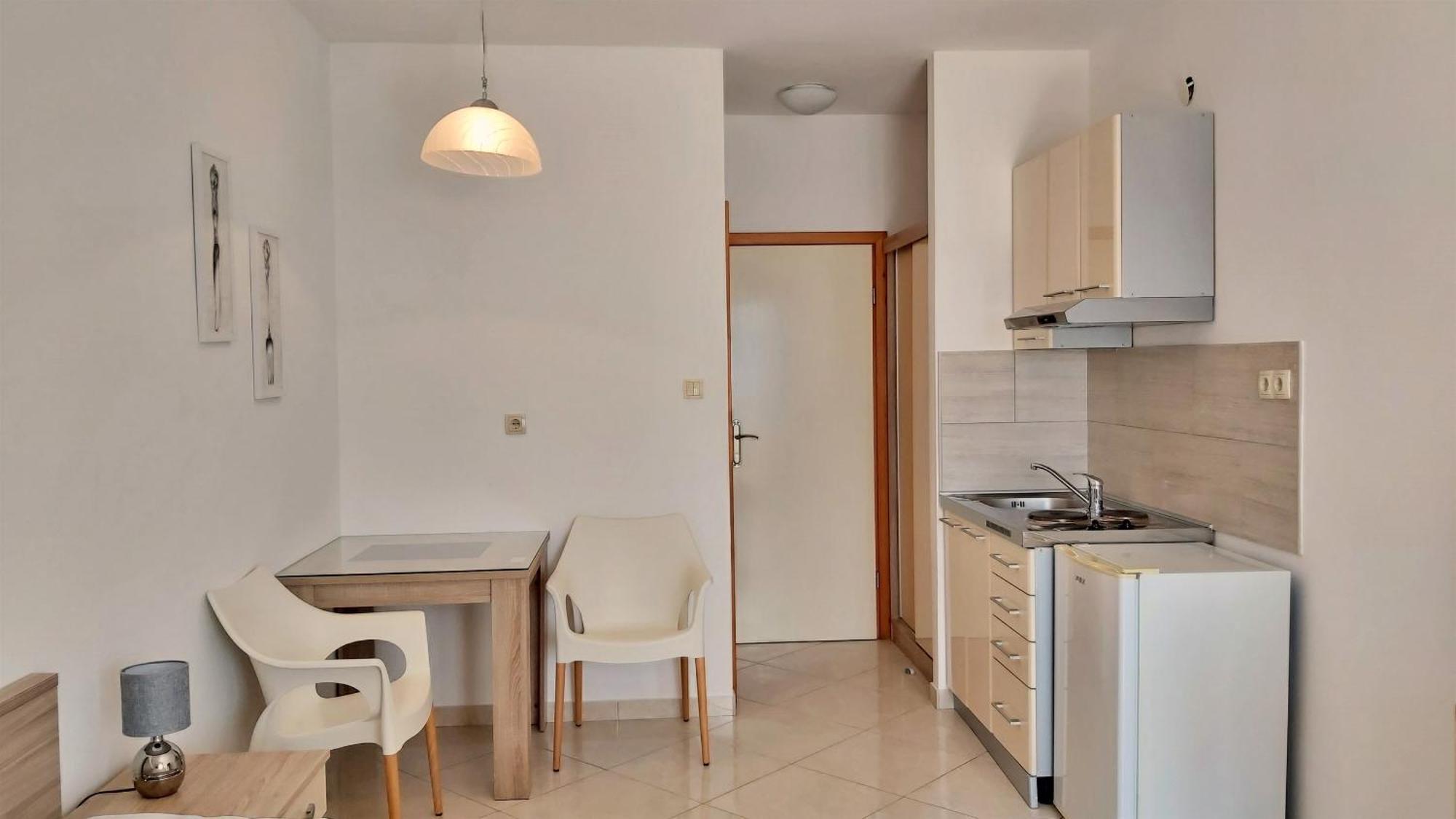 Apartments Nemira أوميس الغرفة الصورة