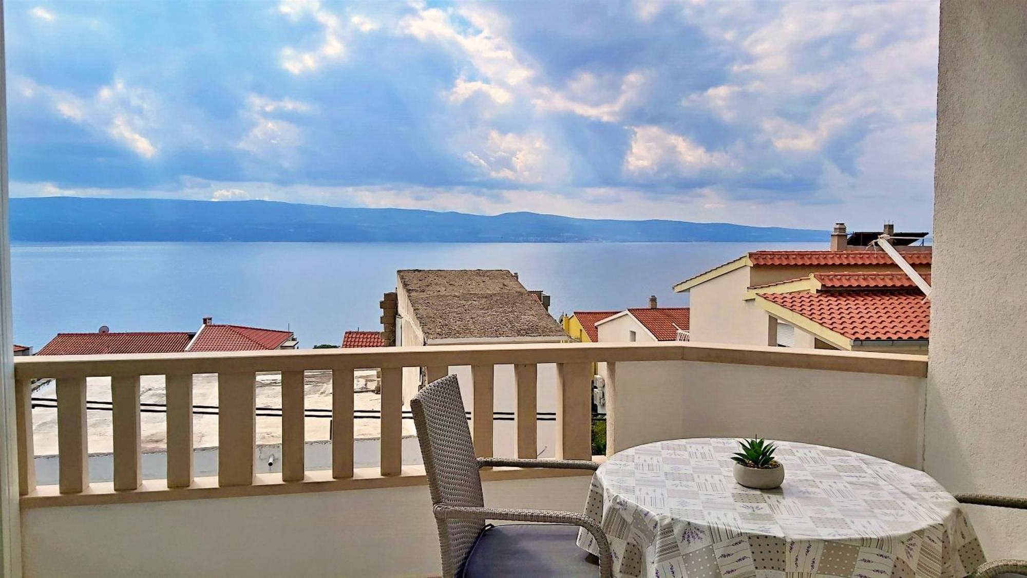Apartments Nemira أوميس الغرفة الصورة
