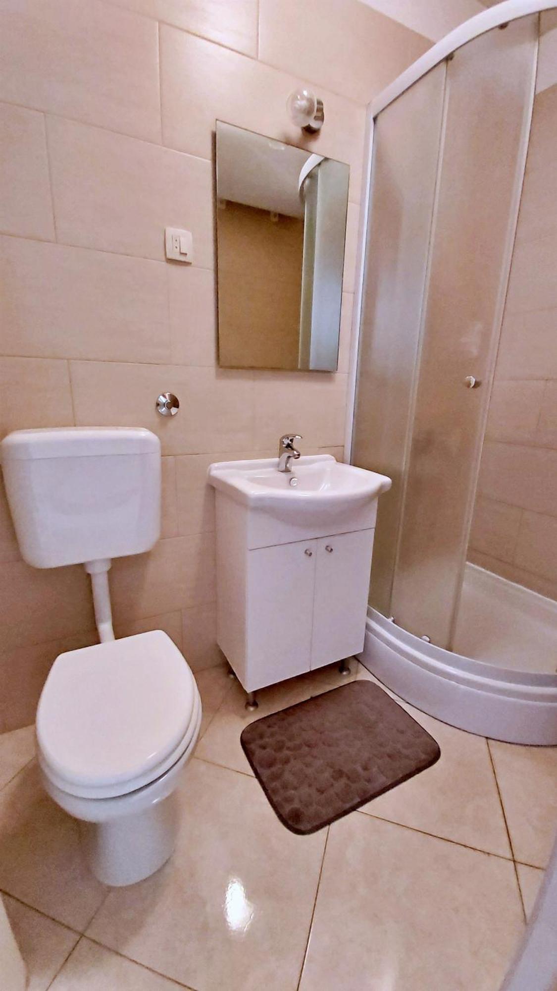 Apartments Nemira أوميس الغرفة الصورة